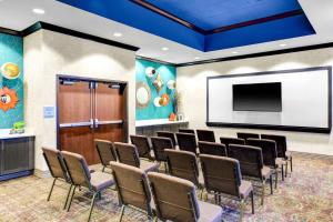 hampton inn and suites by hilton atlanta perimeter dunwoody