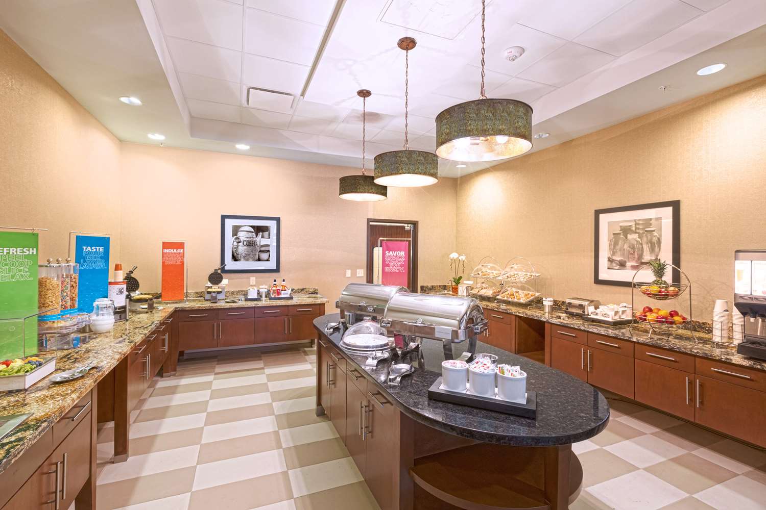hampton inn houston downtown