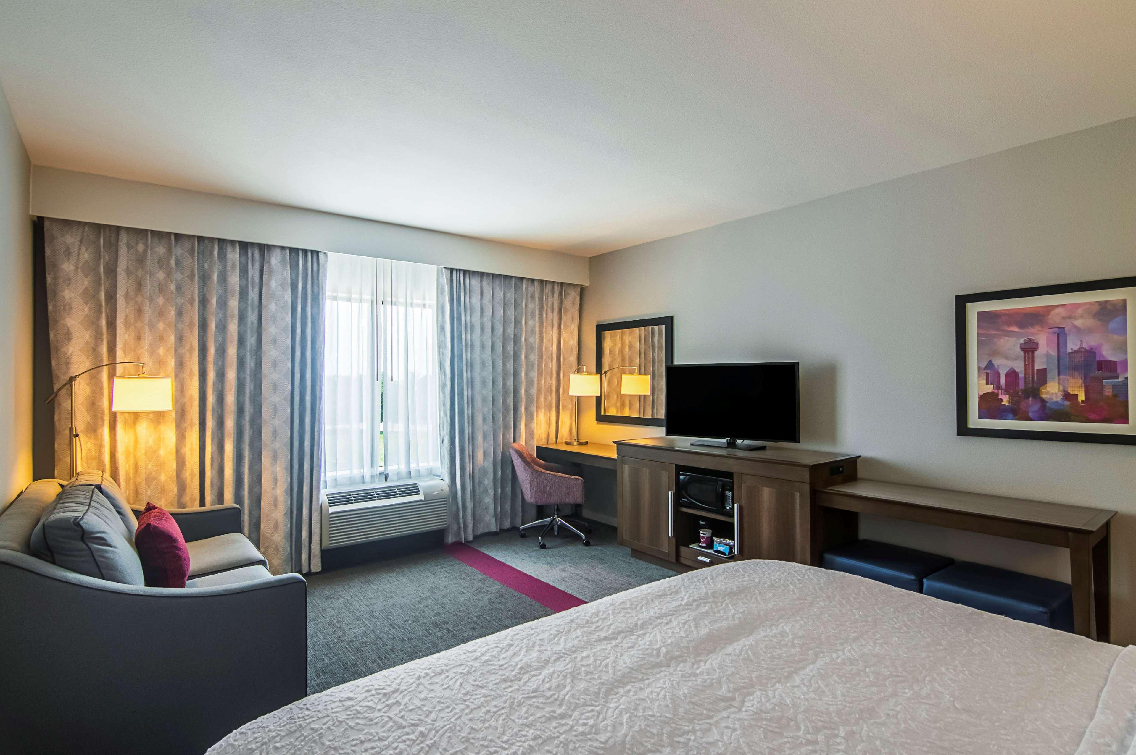 hampton inn and suites dallas richardson