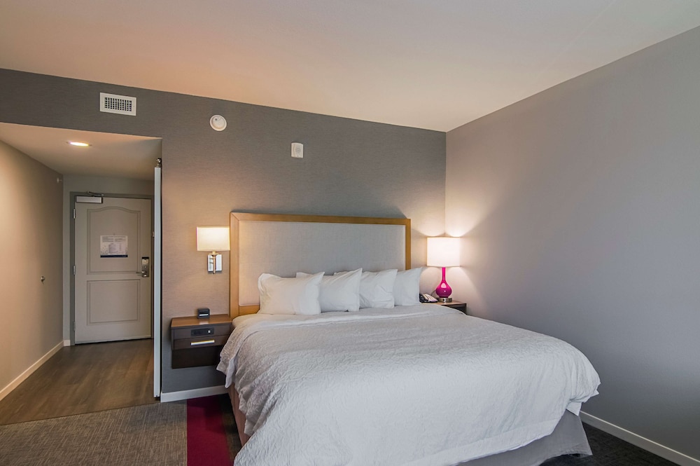 hampton inn and suites dallas richardson