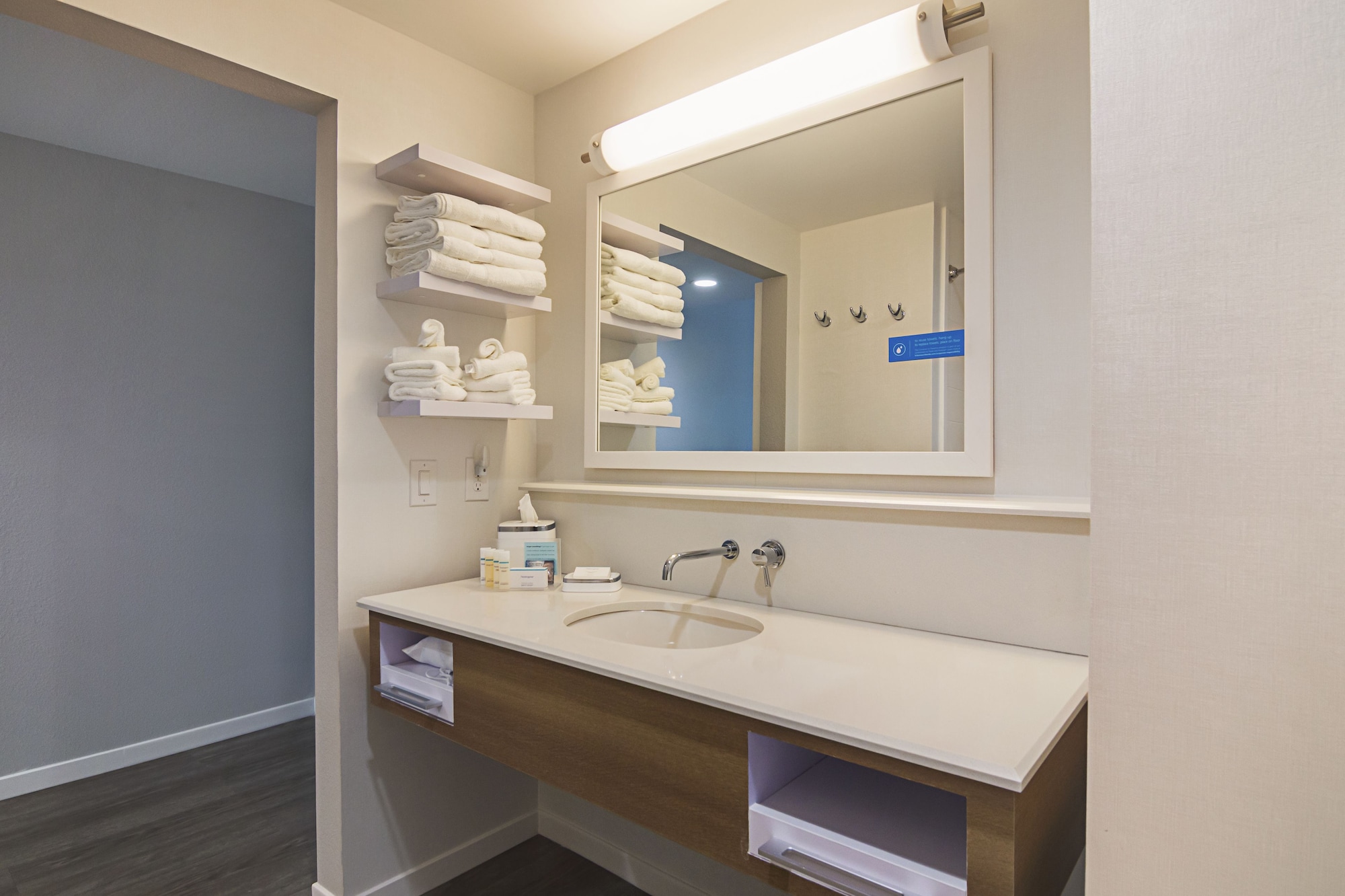 hampton inn and suites dallas richardson