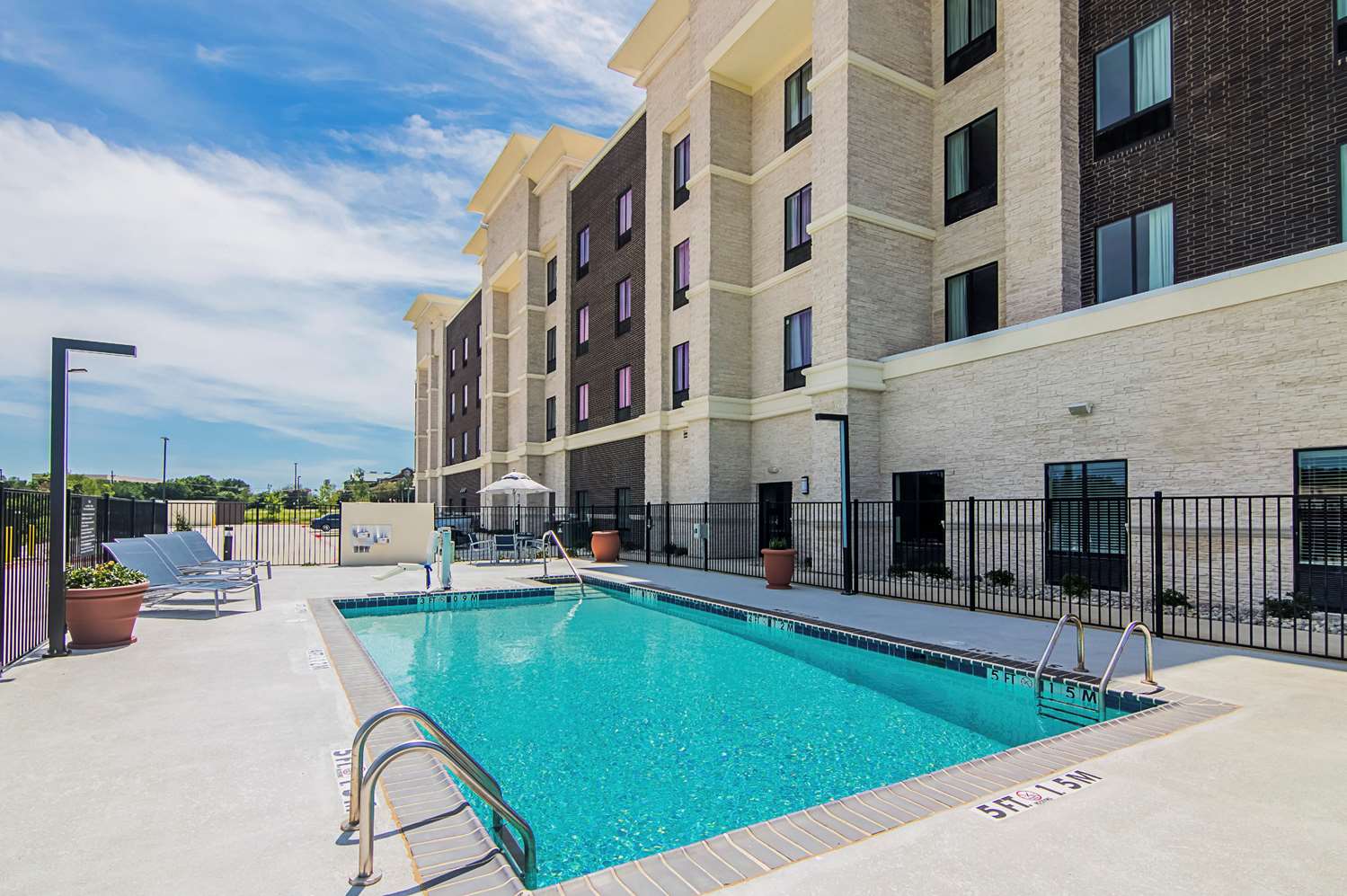 hampton inn and suites dallas richardson