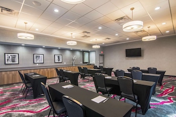 hampton inn and suites dallas richardson