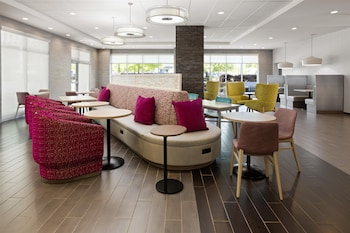 Home2 Suites By Hilton Greenville Downtown,Greenville - Spartanburg>>Greenville,3 star