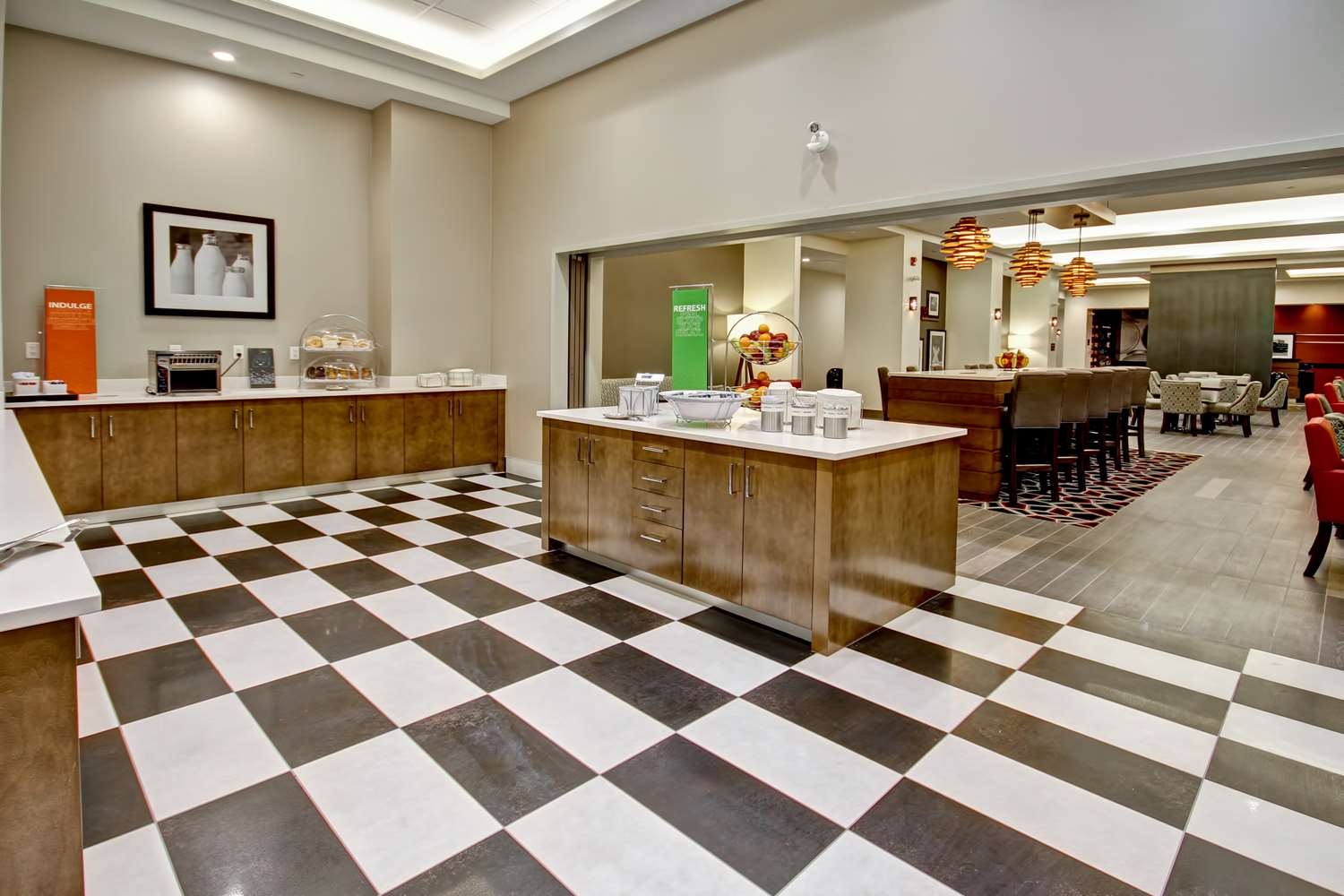 hampton inn and suites by hilton medicine hat
