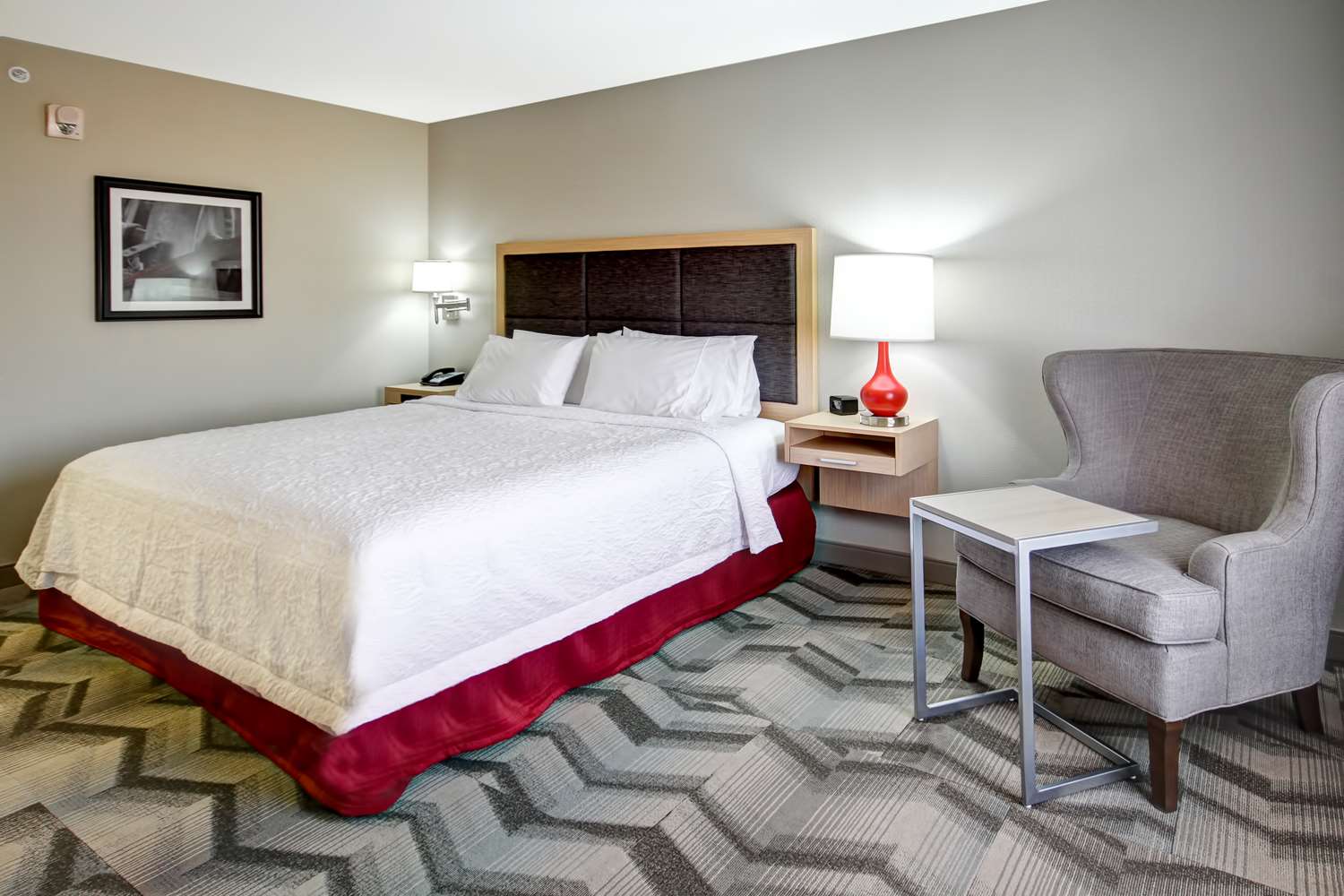 hampton inn and suites by hilton medicine hat