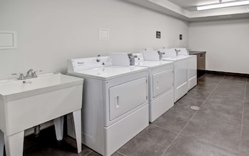 hampton inn and suites by hilton medicine hat