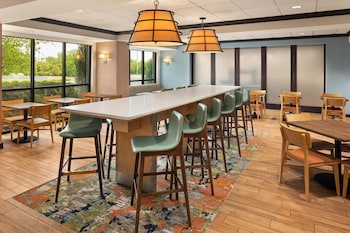 hampton inn minneapolis roseville