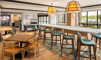 hampton inn minneapolis roseville