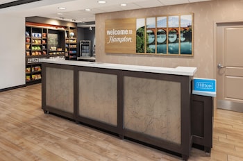 hampton inn minneapolis roseville