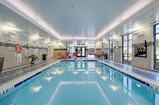 hampton inn and suites cazenovia