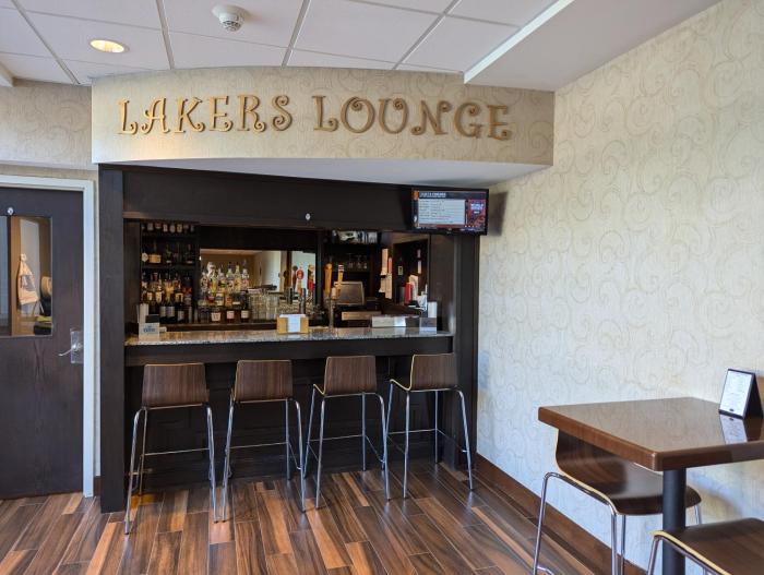 hampton inn and suites cazenovia