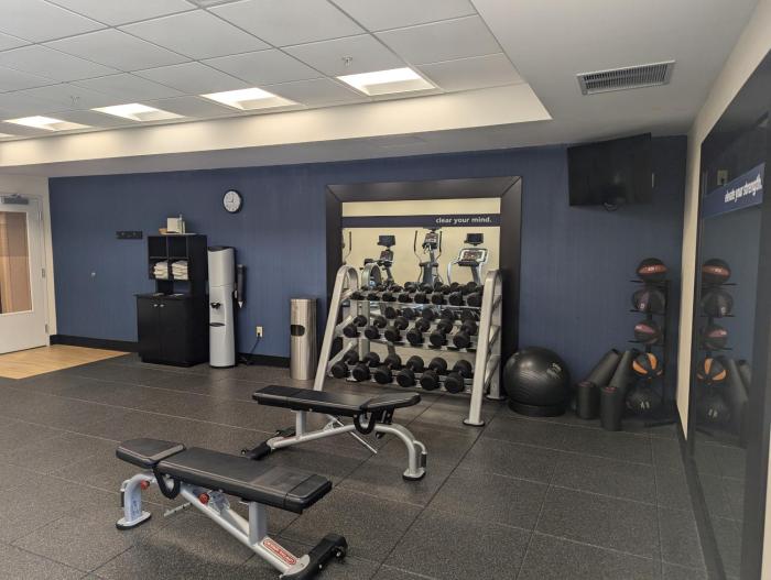 hampton inn and suites cazenovia