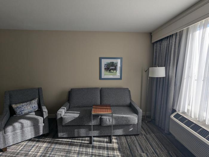hampton inn and suites cazenovia