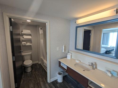 hampton inn and suites cazenovia