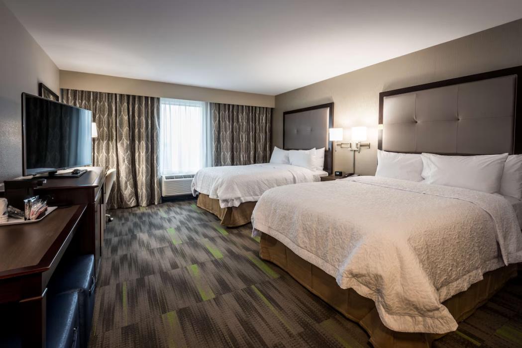 hampton inn and suites hammond