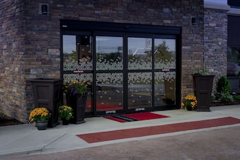 hampton inn and suites hammond