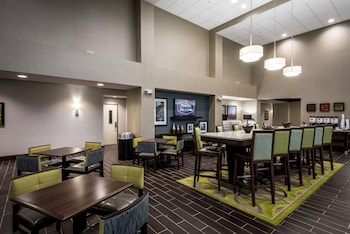 hampton inn and suites hammond