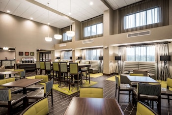 hampton inn and suites hammond