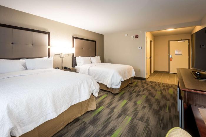 hampton inn and suites hammond