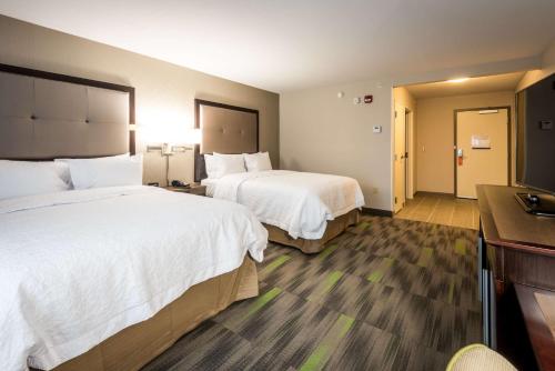 hampton inn and suites hammond