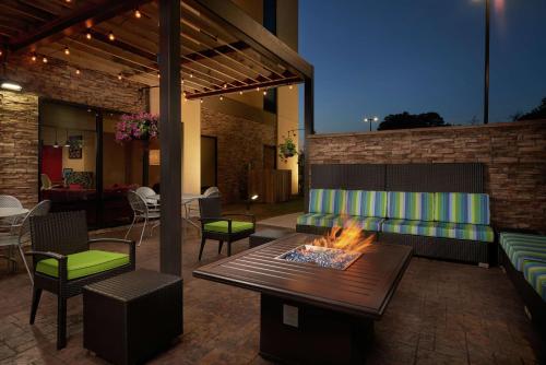 home2 suites by hilton muskogee