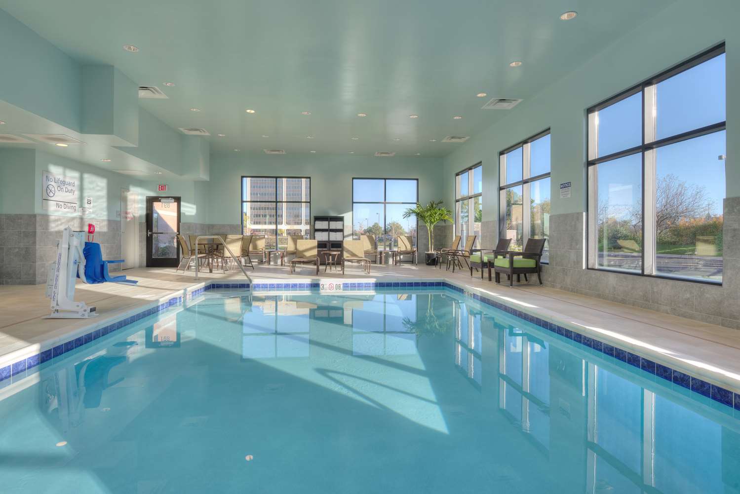 hampton inn and suites chicago schaumburg