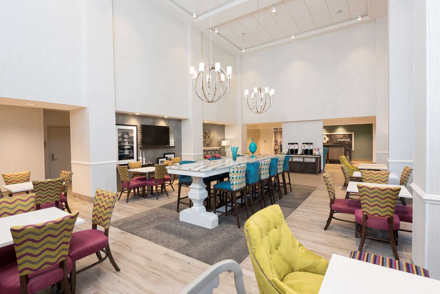 hampton inn and suites chicago schaumburg