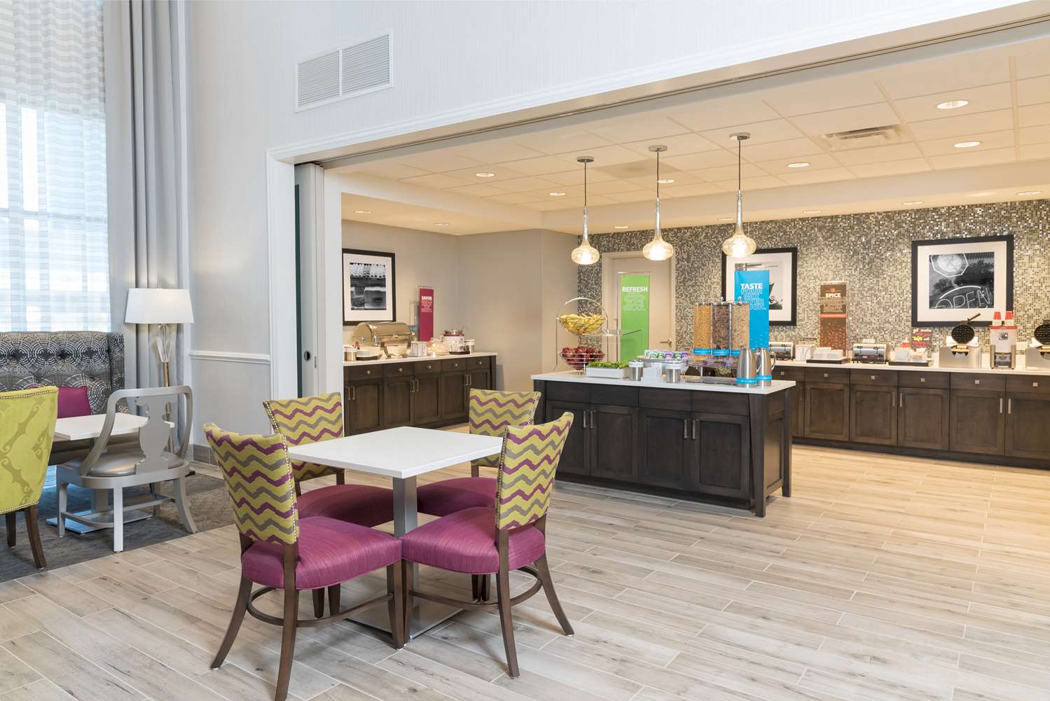 hampton inn and suites chicago schaumburg