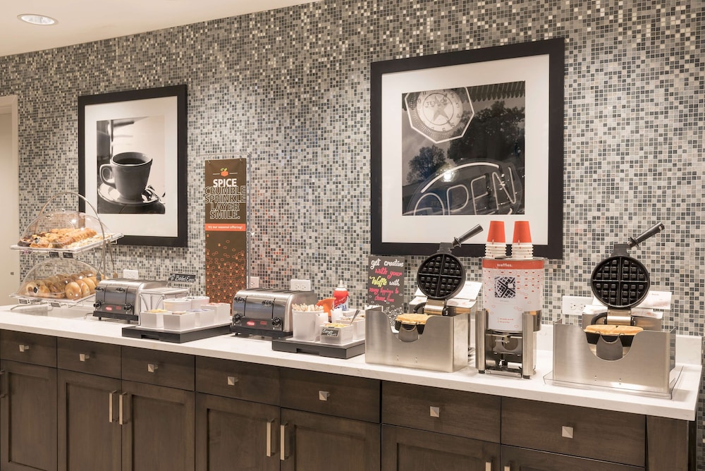 hampton inn and suites chicago schaumburg