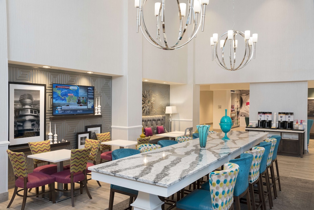 hampton inn and suites chicago schaumburg