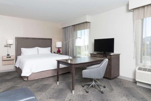 hampton inn and suites chicago schaumburg