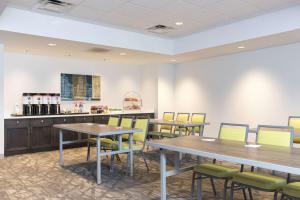 hampton inn and suites chicago schaumburg