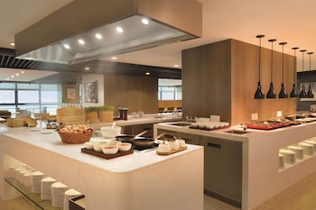 hyatt house shenzhen airport