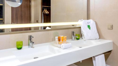 holiday inn algiers cheraga tower by ihg