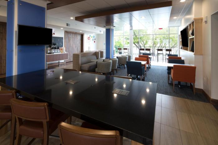 holiday inn express and suites alpena downtown by ihg