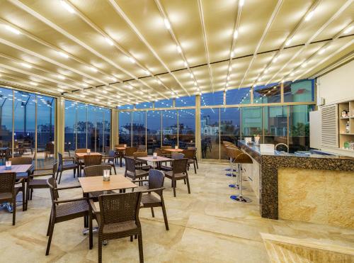 holiday inn antalya lara by ihg