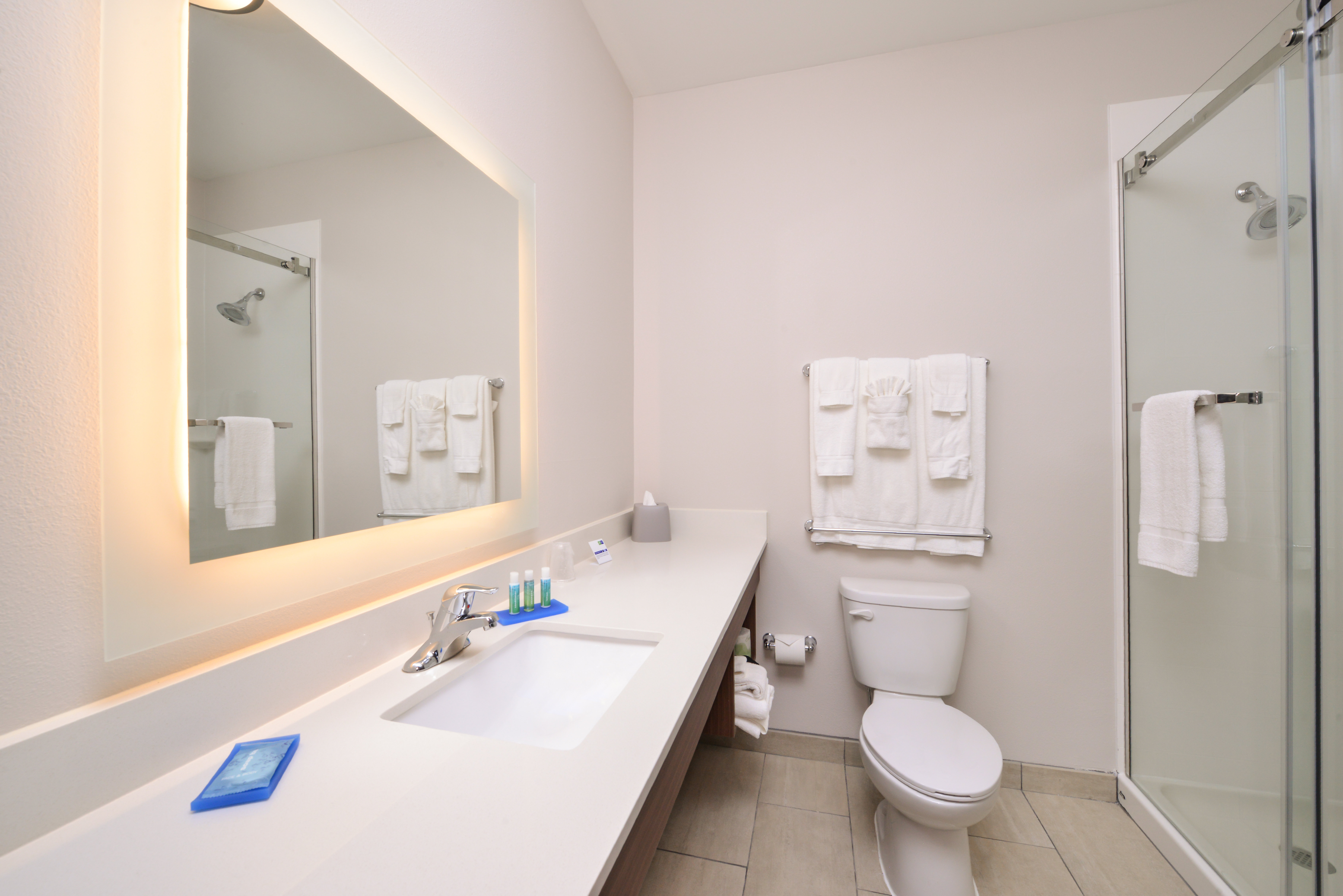holiday inn express donaldsonville by ihg