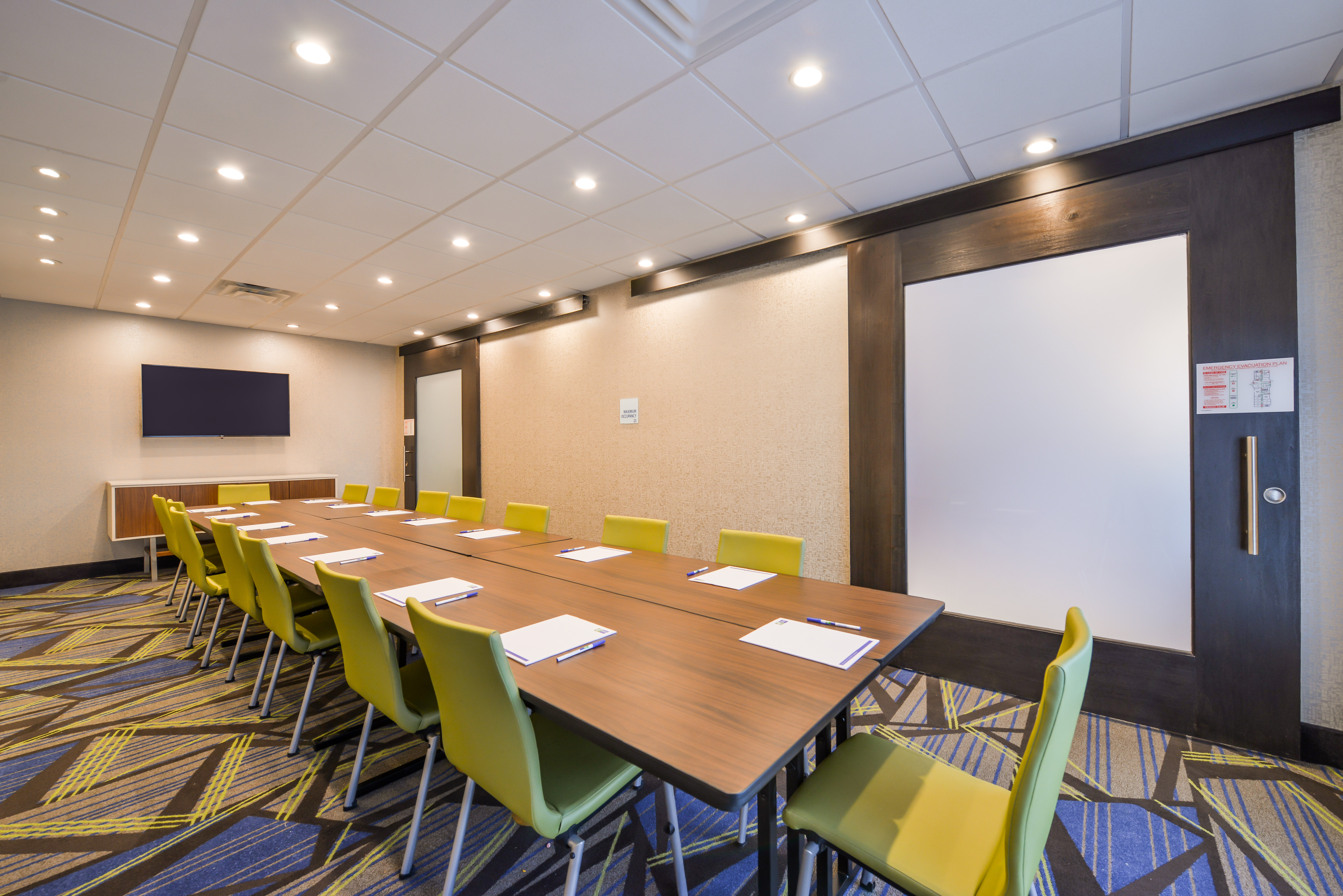 holiday inn express donaldsonville by ihg