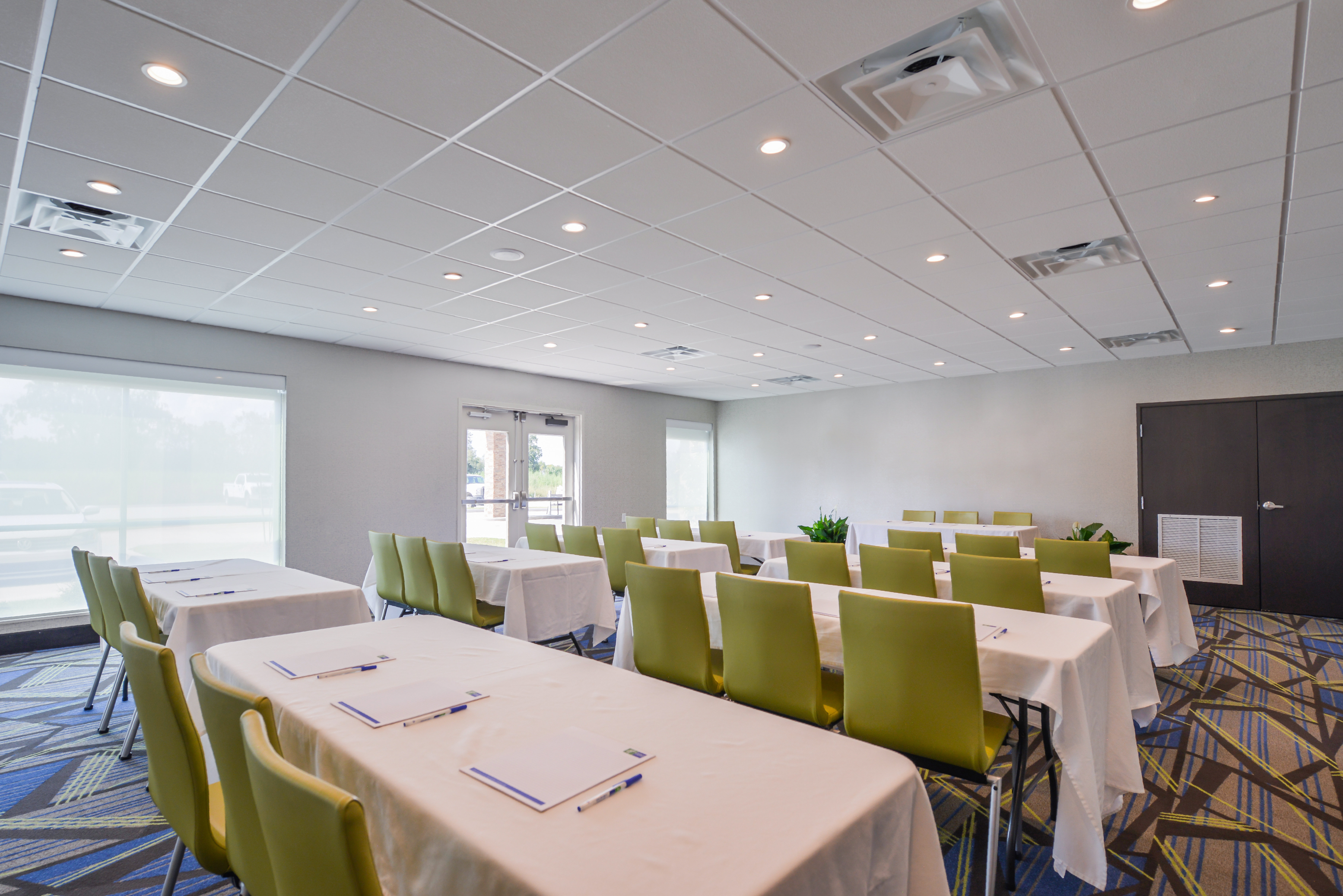 holiday inn express donaldsonville by ihg