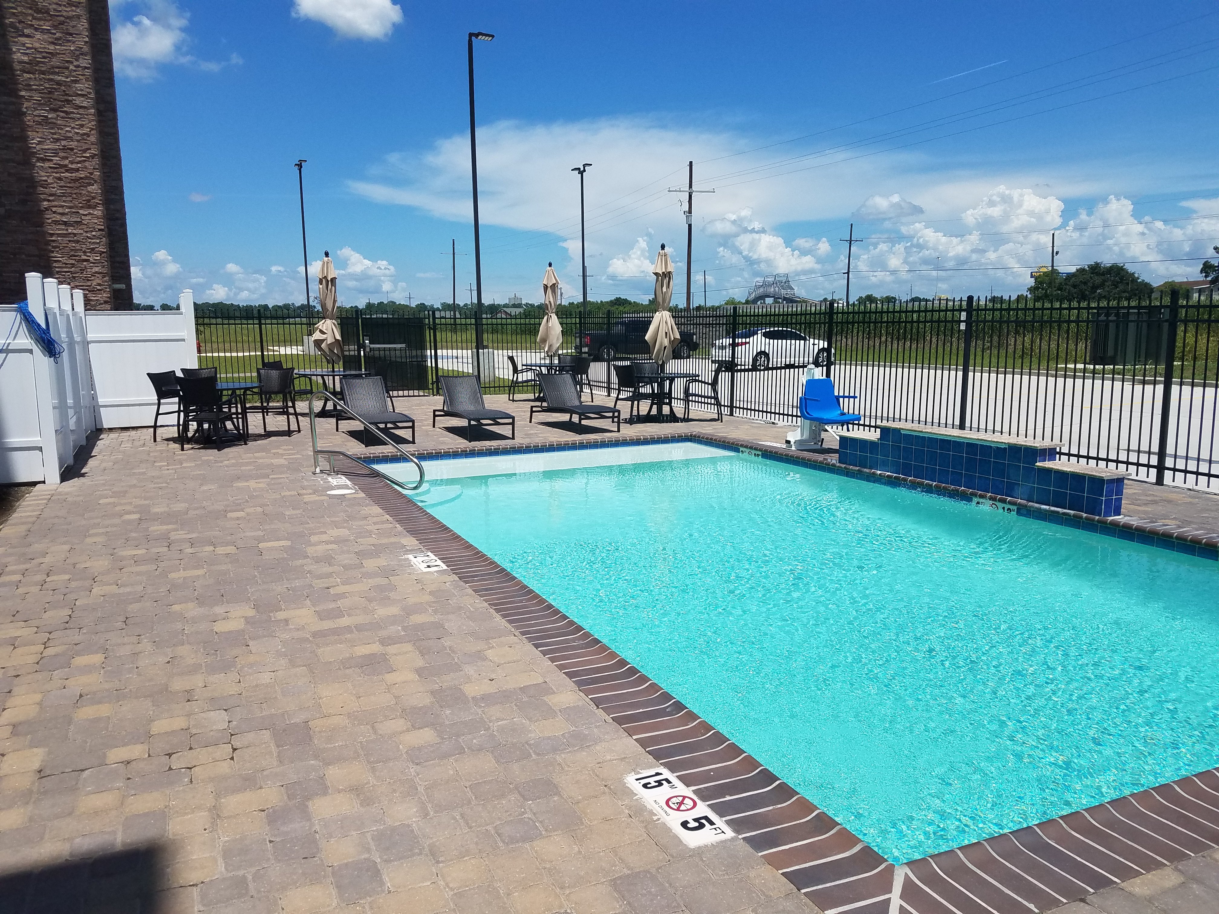 holiday inn express donaldsonville by ihg
