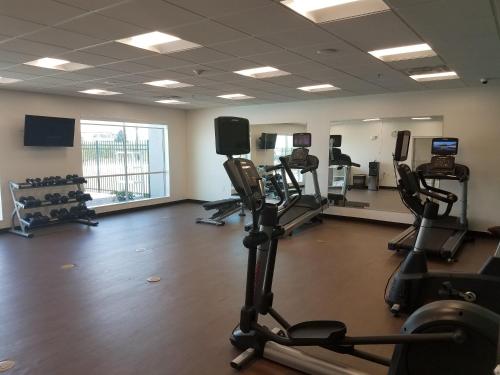 holiday inn express donaldsonville by ihg