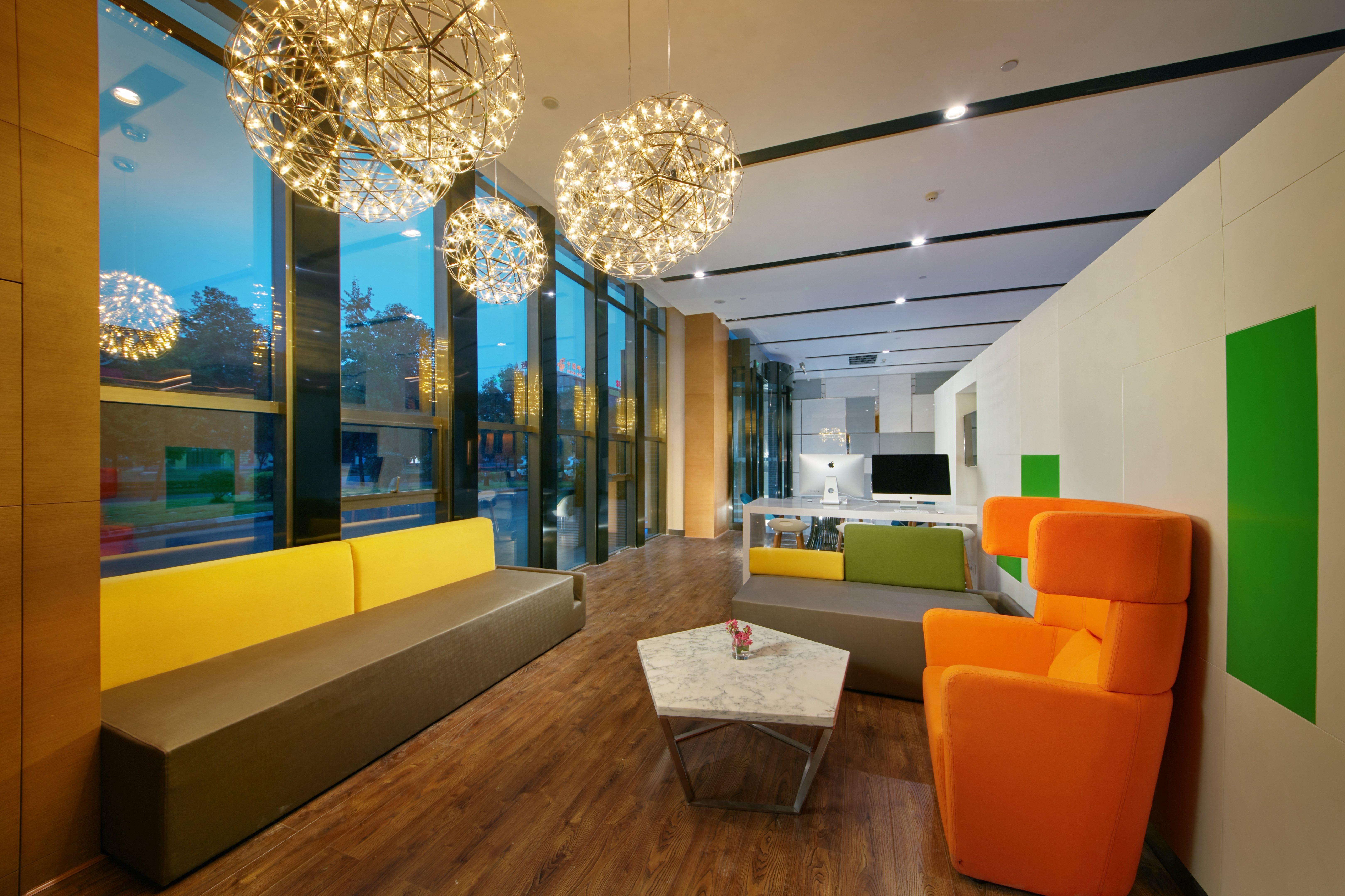holiday inn express leshan city square by ihg