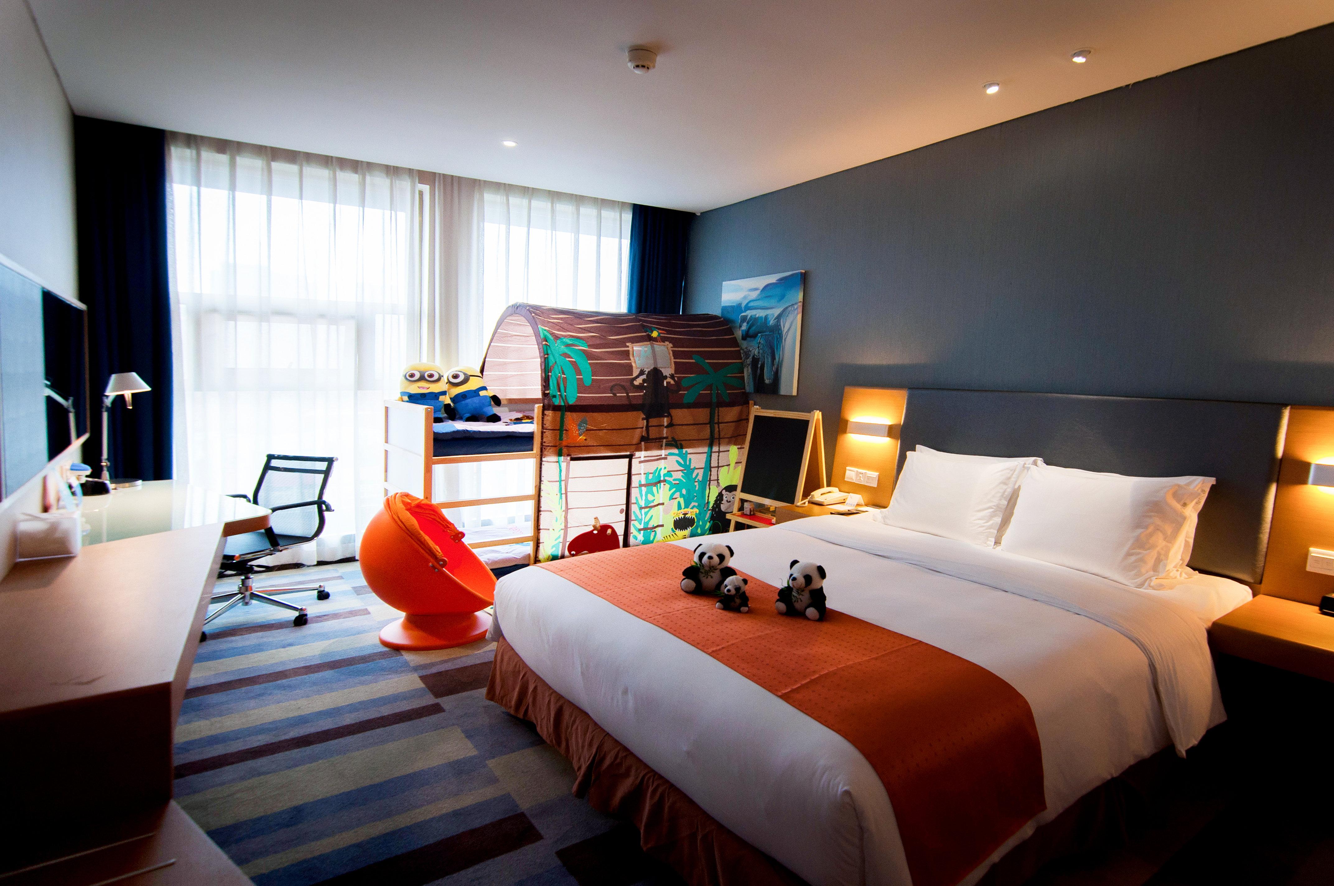 holiday inn express leshan city square by ihg