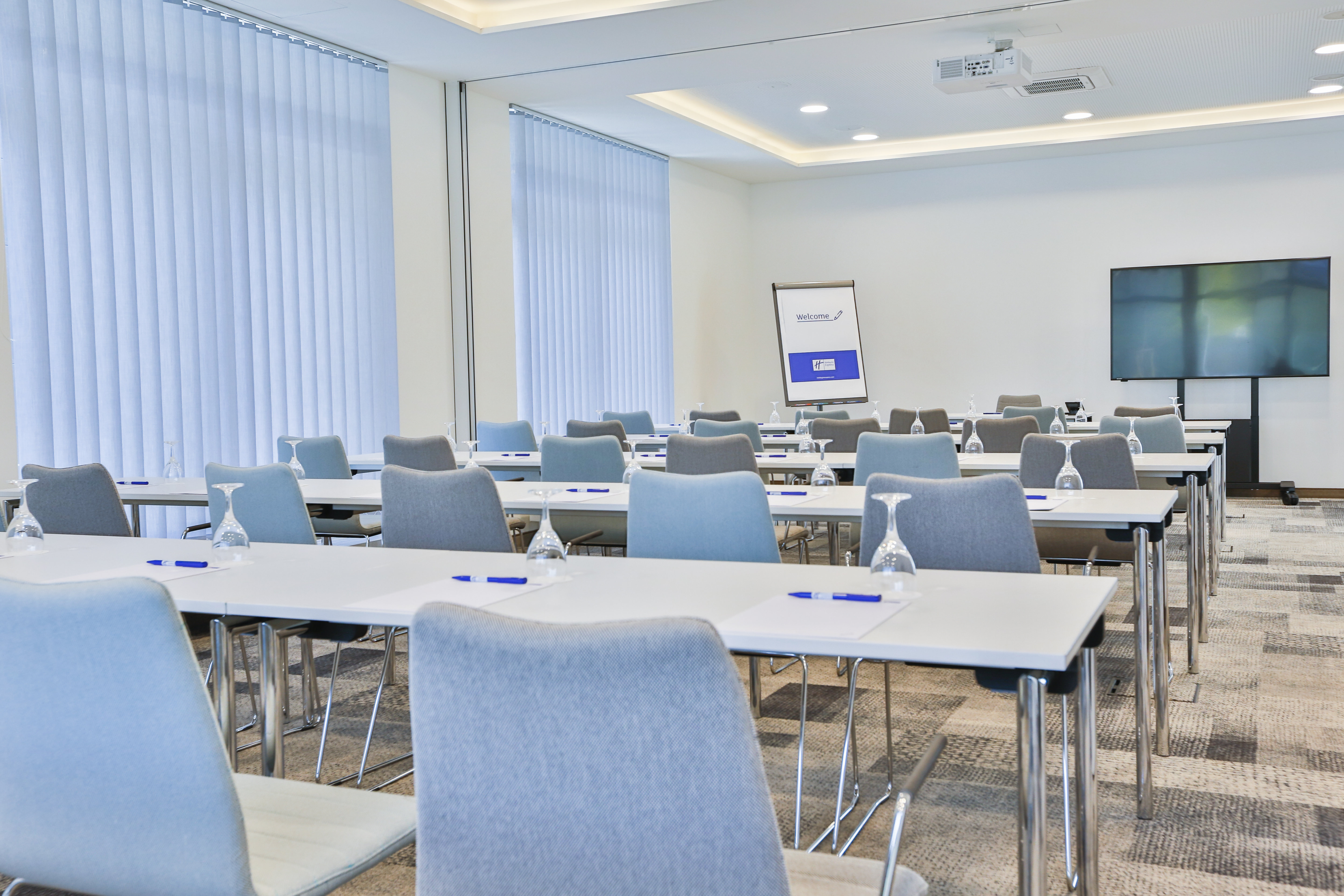 holiday inn express karlsruhe city park by ihg