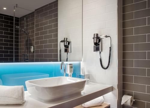 holiday inn express karlsruhe city park by ihg