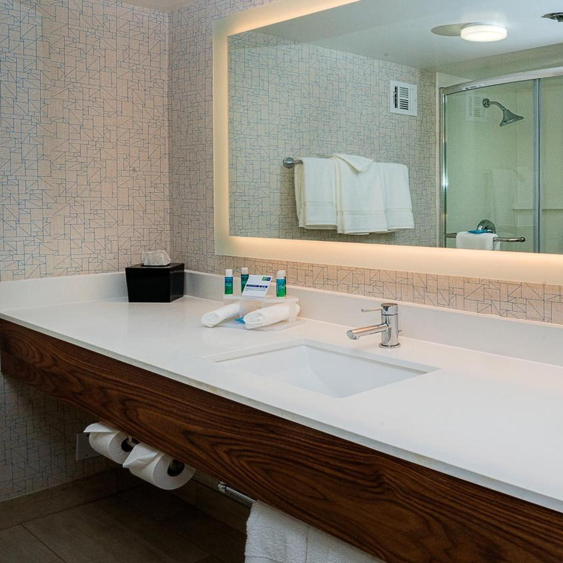 holiday inn express fullerton anaheim by ihg