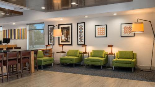 holiday inn express fullerton anaheim by ihg