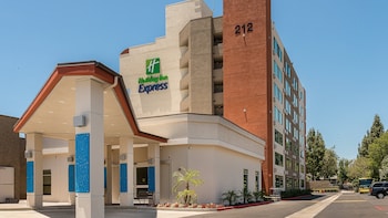 Holiday Inn Express Fullerton - Anaheim By Ihg,California>>Anaheim,3 star