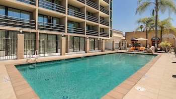 holiday inn express fullerton anaheim by ihg